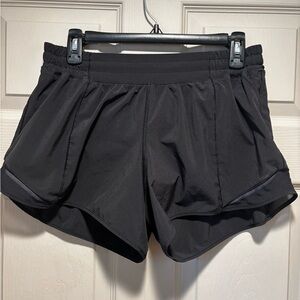 Lululemon Hotty Hot High Rise Lined Short 4” size 10 black